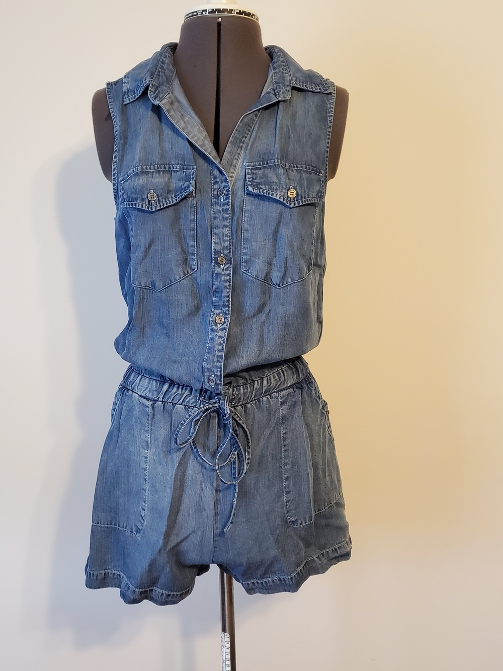 Velvet Heart Sleeveless Denim Romper in Blue